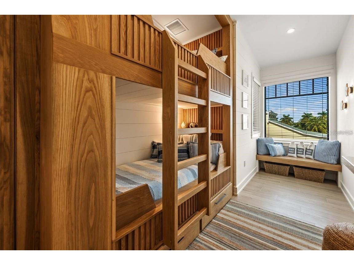 112 Maple Avenue Anna Maria FL 34216 A4663380 image52