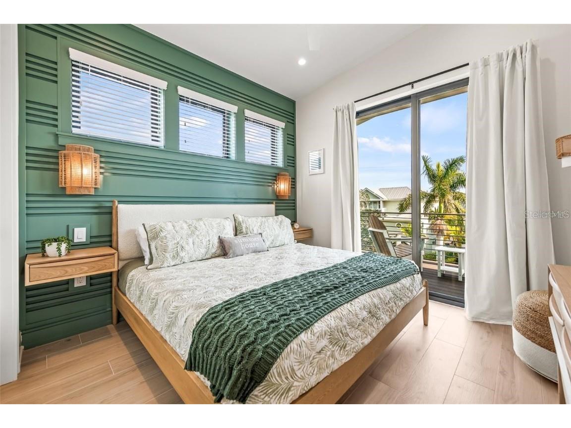 112 Maple Avenue Anna Maria FL 34216 A4663380 image55