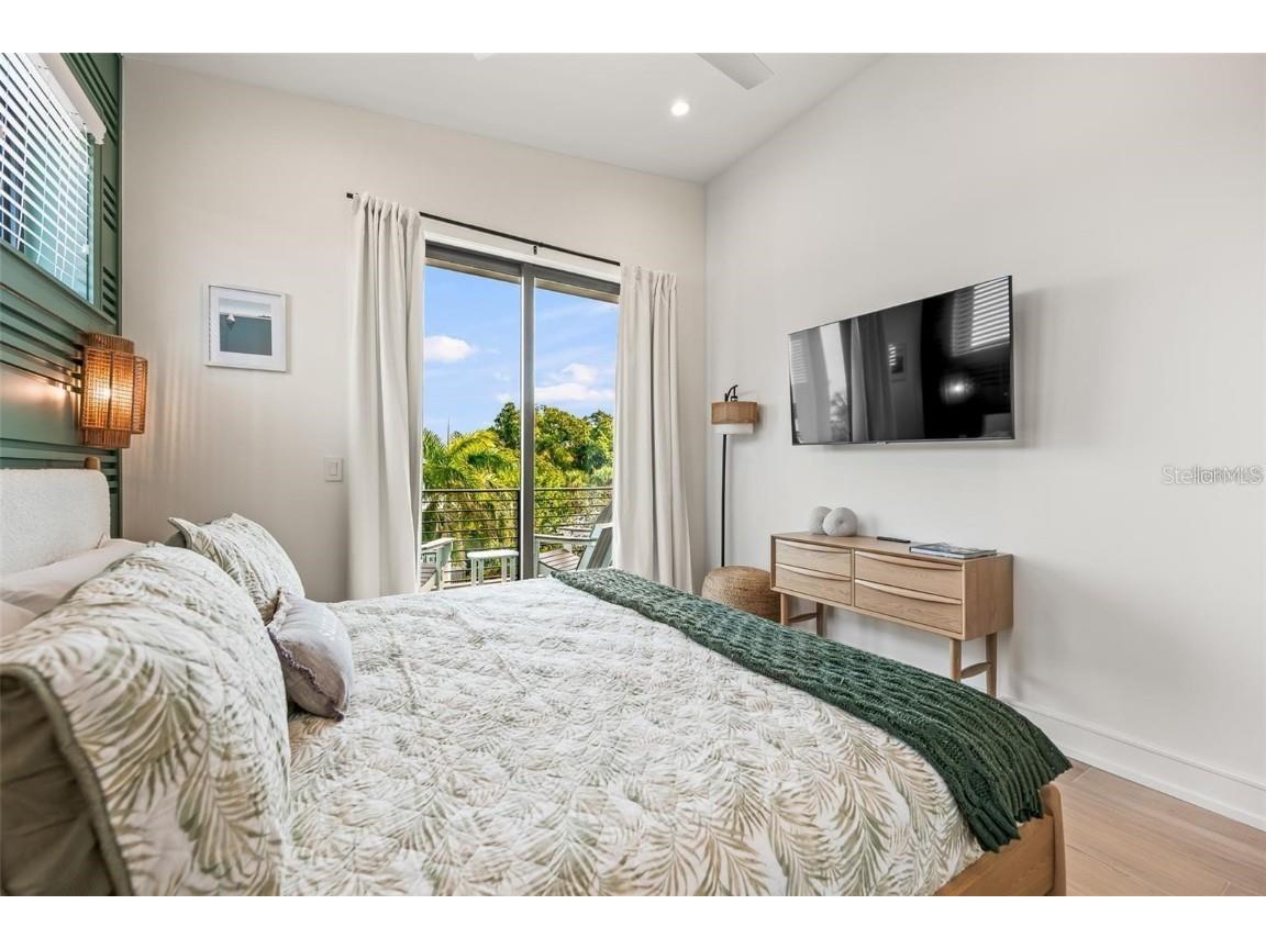 112 Maple Avenue Anna Maria FL 34216 A4663380 image56