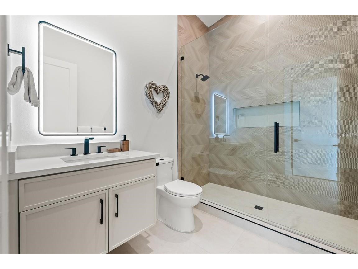 112 Maple Avenue Anna Maria FL 34216 A4663380 image58