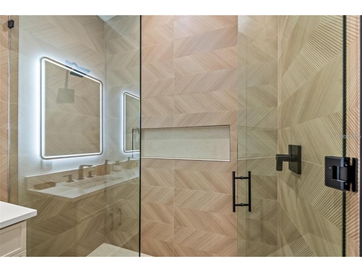 112 Maple Avenue Anna Maria FL 34216 A4663380 image59