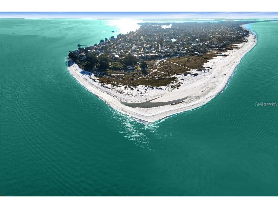 112 Maple Avenue Anna Maria FL 34216 A4663380 image82