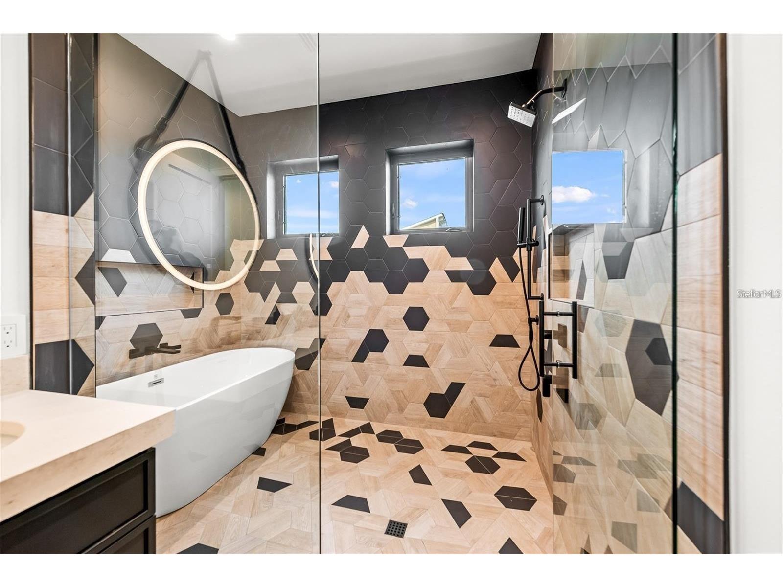 112 Maple Avenue Anna Maria FL 34216 A4692033 image31
