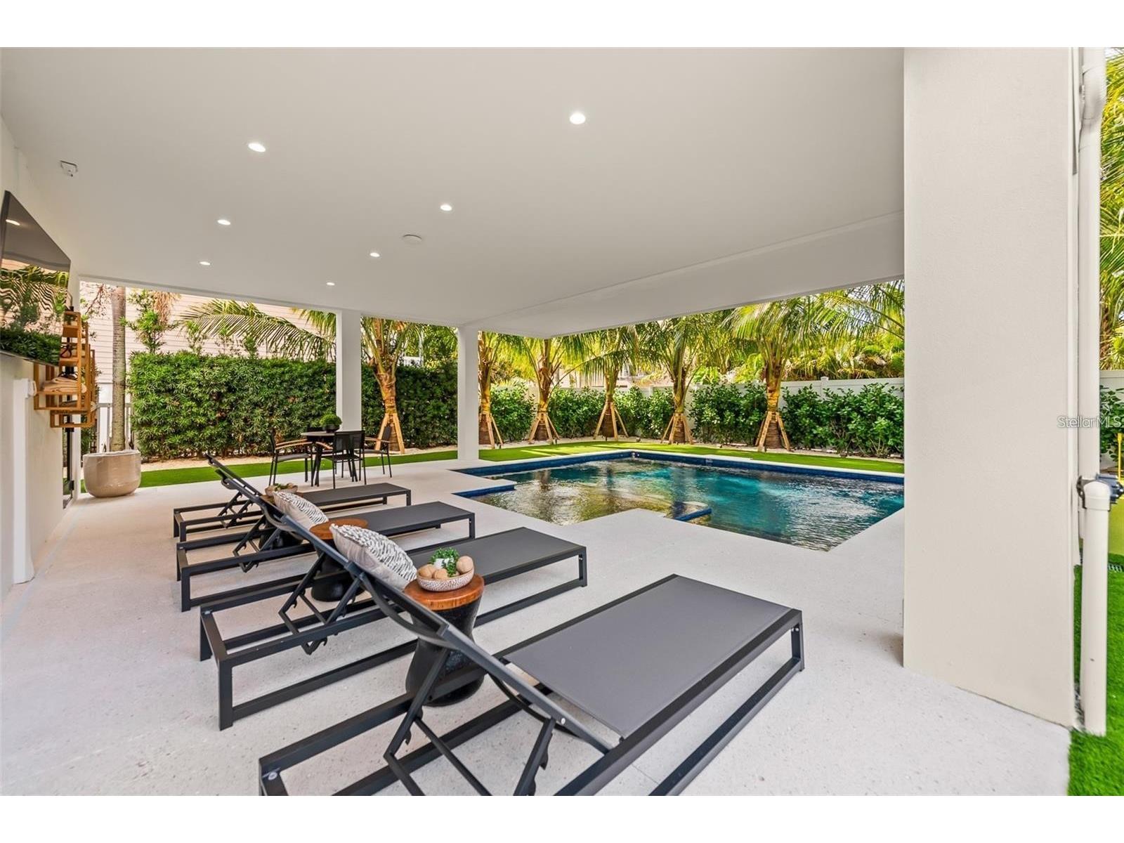 112 Maple Avenue Anna Maria FL 34216 A4692033 image70
