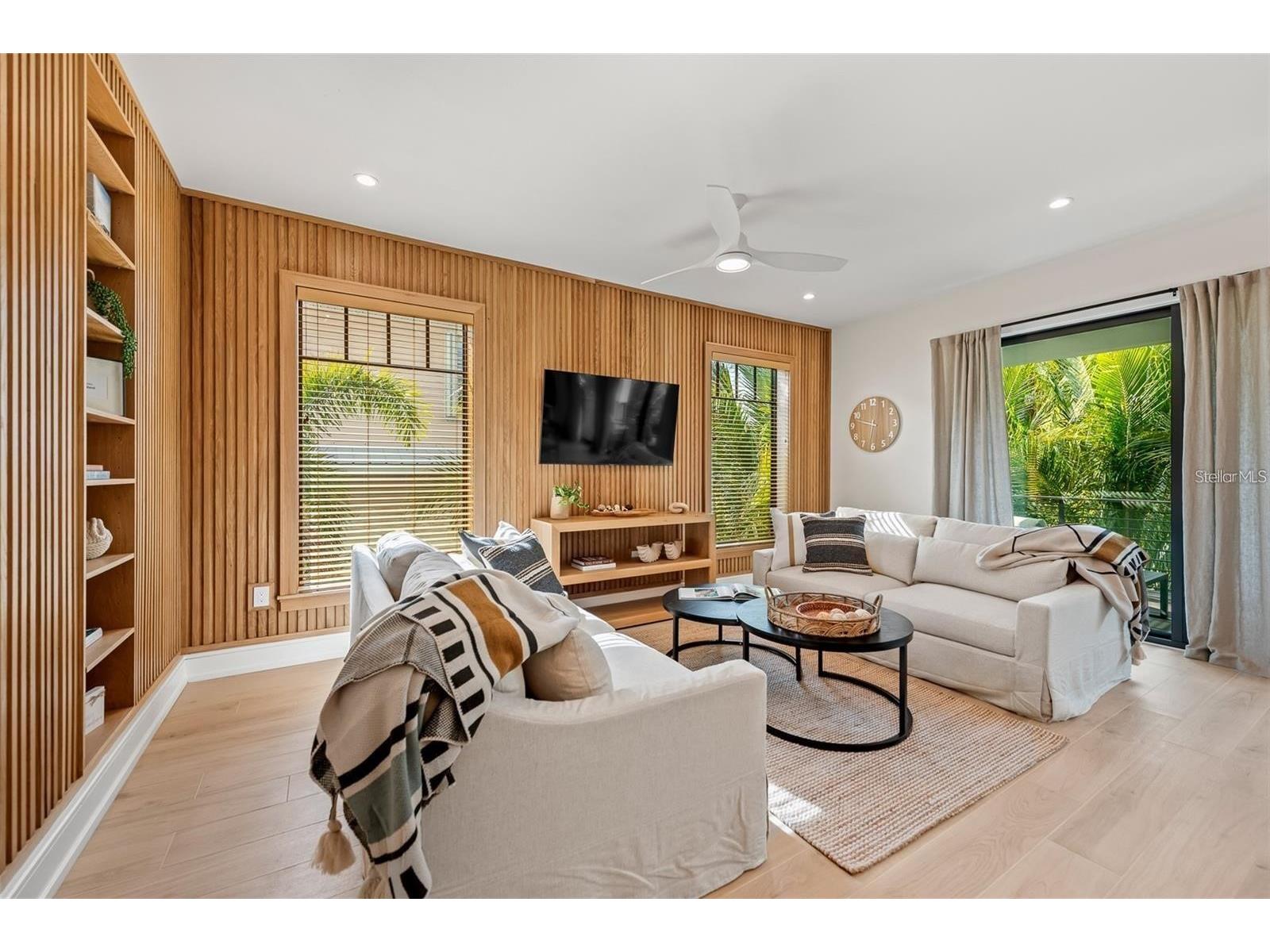 112 Maple Avenue Anna Maria FL 34216 A4692033 image8