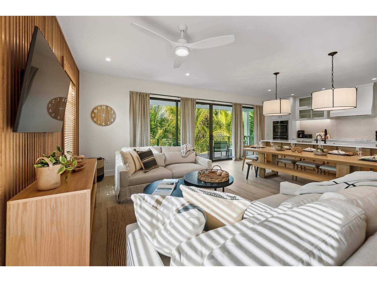 112 Maple Avenue Anna Maria FL 34216 A4692033 image9