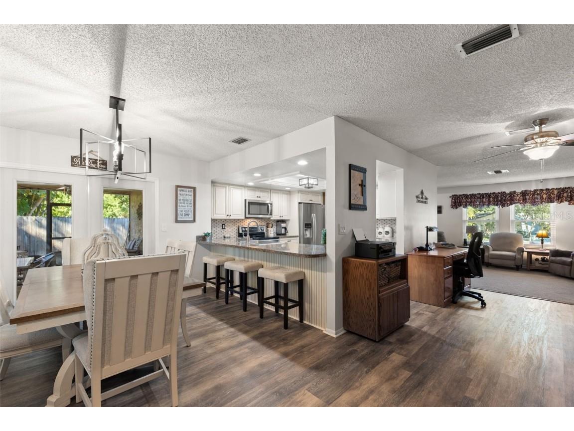 112 Meadowcross Drive Safety Harbor FL 34695 TB8448836 image12