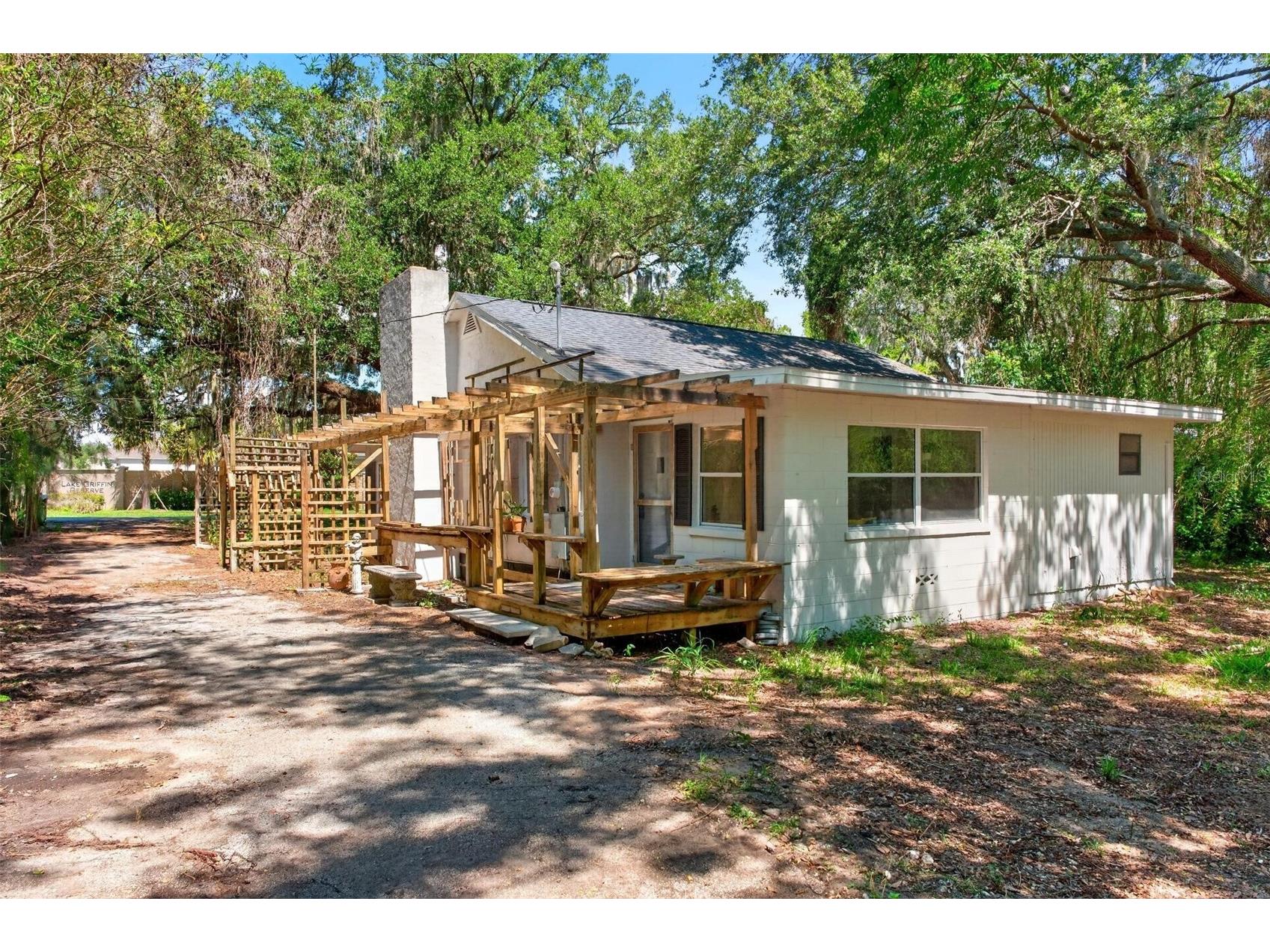 112 N Lake Avenue Leesburg FL 34748 O6418144 image8