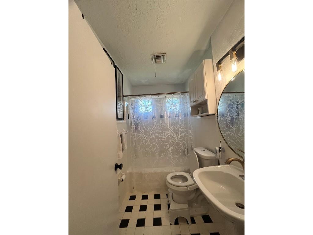 112 N Thornton Avenue Orlando FL 32801 O6352892 image19