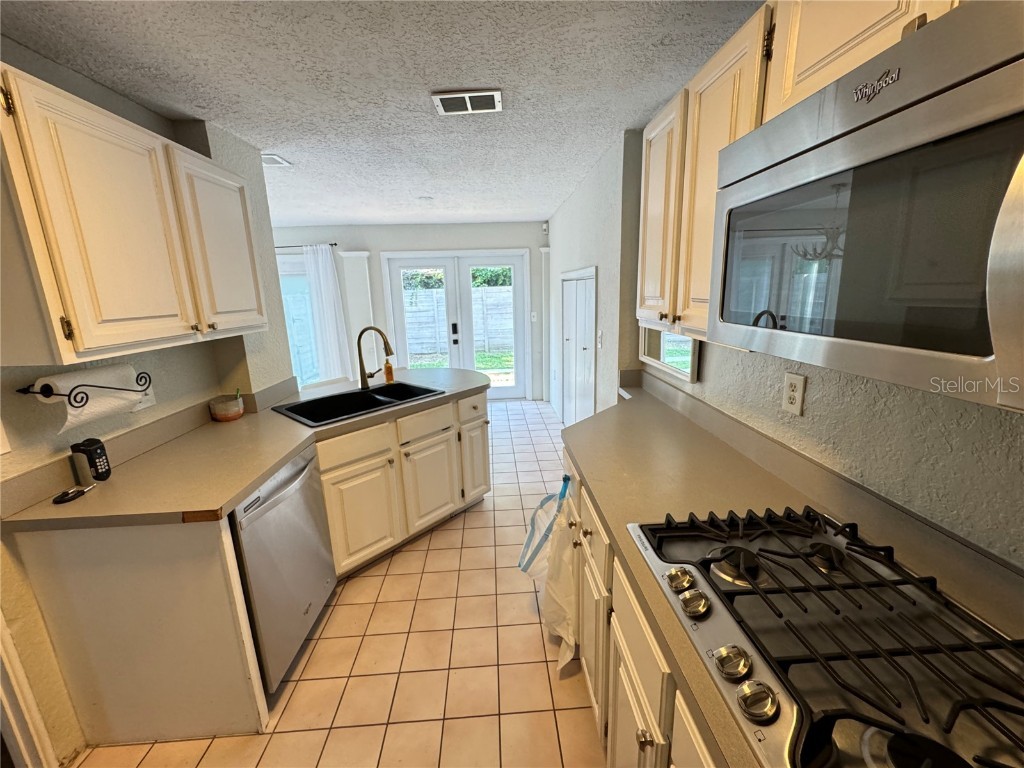 112 N Thornton Avenue Orlando FL 32801 O6352892 image22