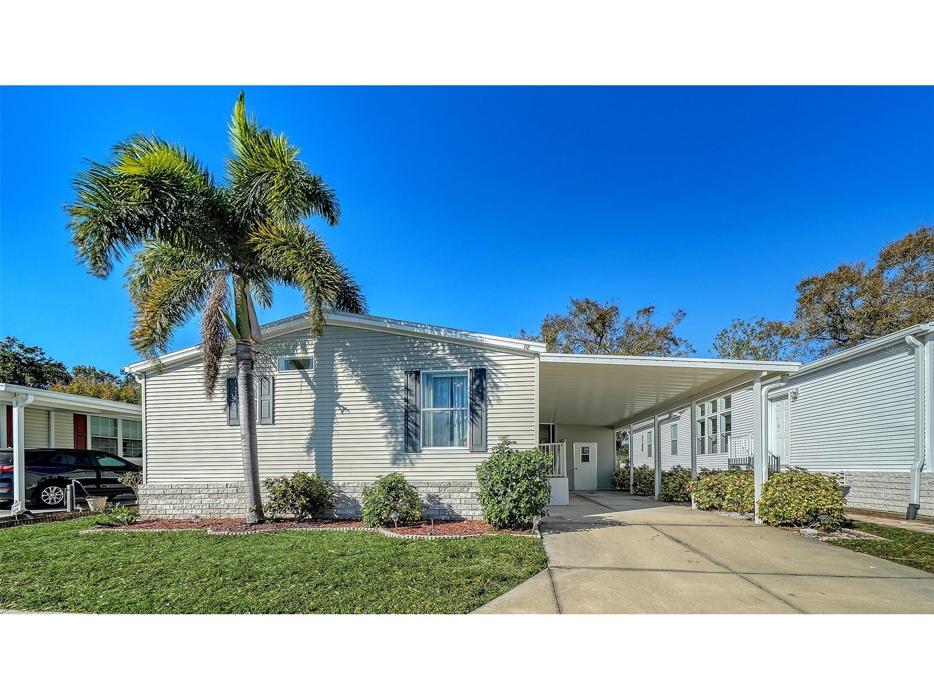 112 Oakwood Boulevard W Sarasota FL 34237 A4679946 image1