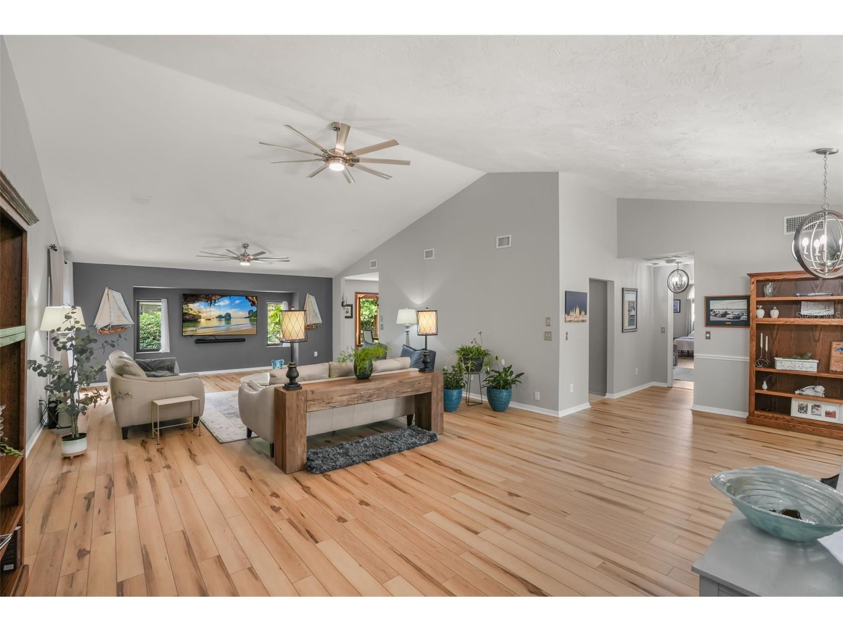 112 Peachtree Circle Daytona Beach FL 32114 V4949403 image5