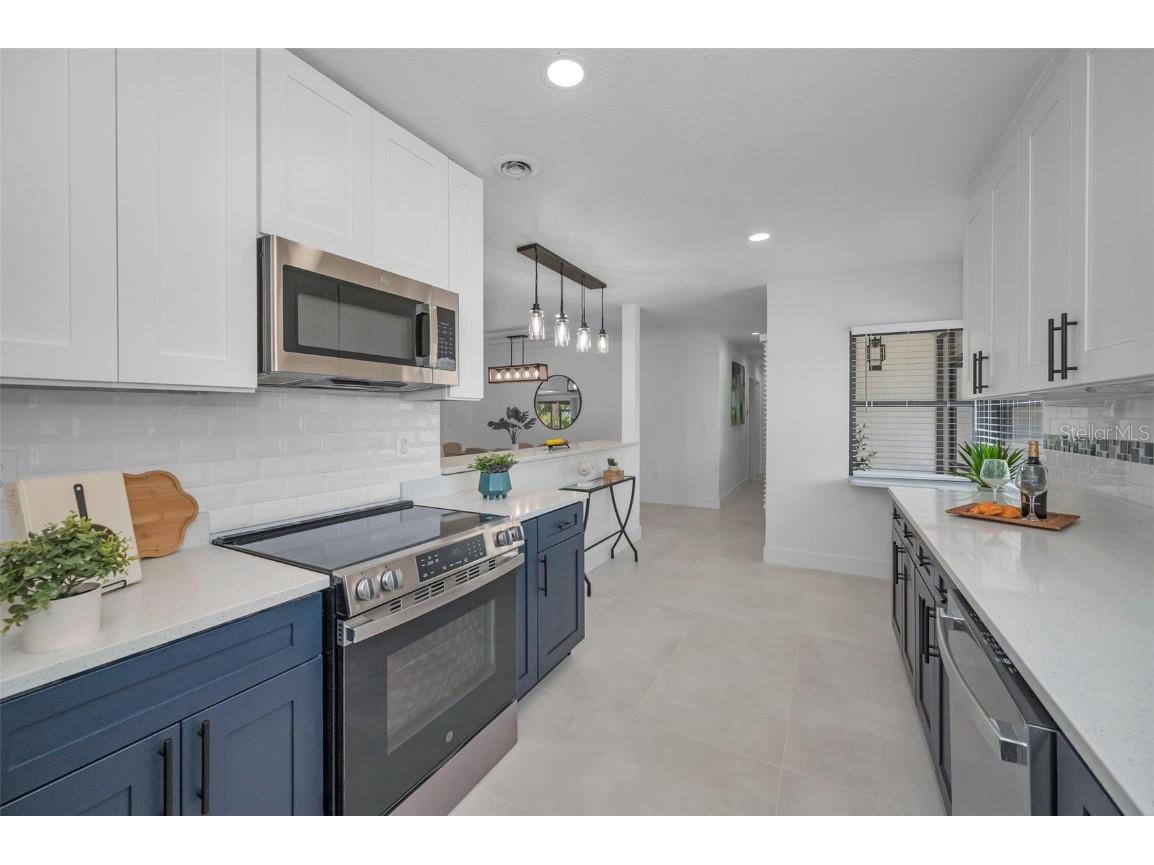 112 Peterson Lane Palm Harbor FL 34683 TB8400232 image11