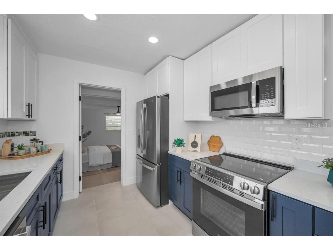 112 Peterson Lane Palm Harbor FL 34683 TB8400232 image12