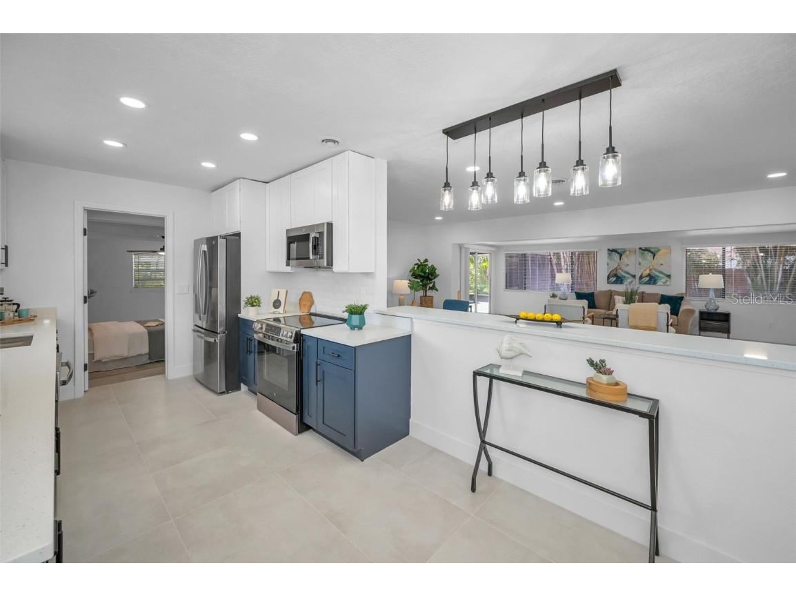 112 Peterson Lane Palm Harbor FL 34683 TB8400232 image17