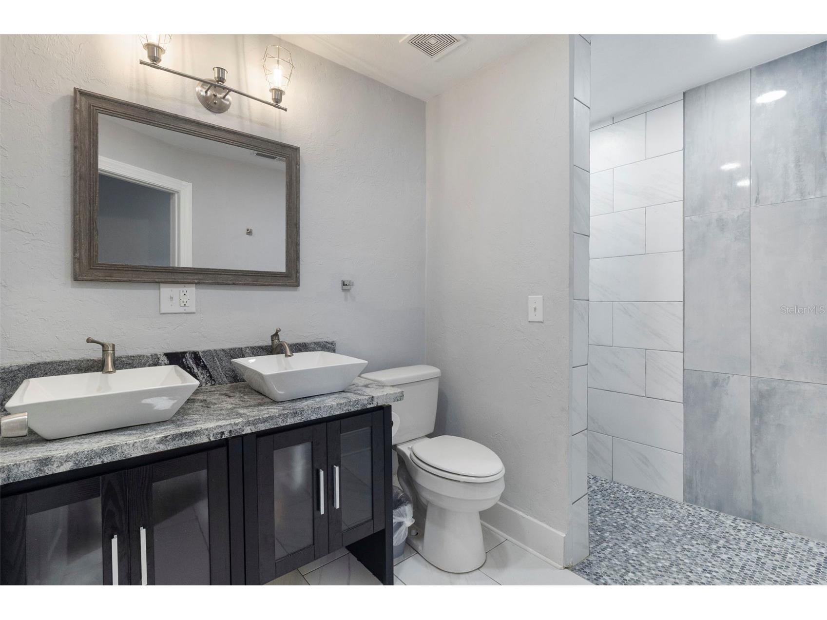 112 Rose Street Venice FL 34293 TB8508849 image32