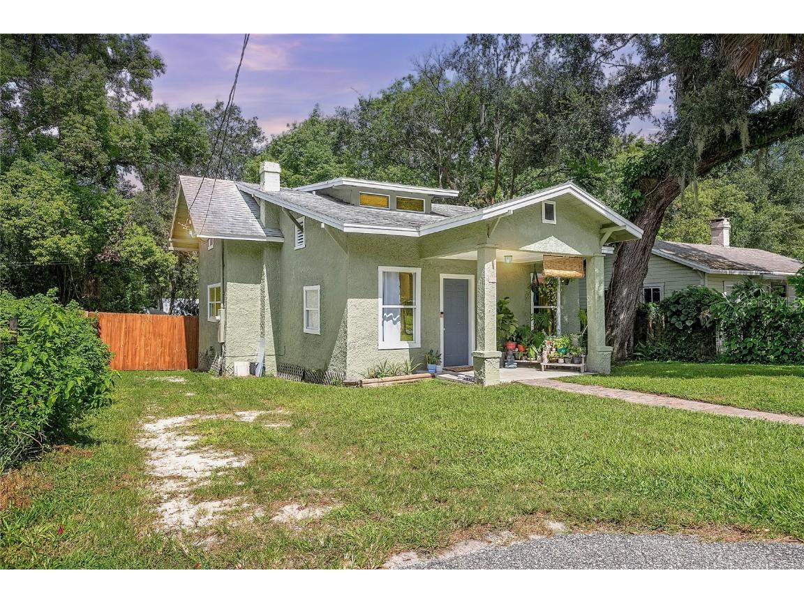 112 S Chandler Avenue Deland FL 32724 V4931428 image1