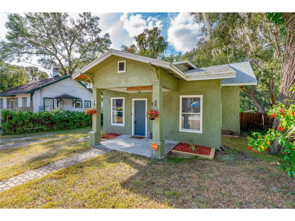 112 S Chandler Avenue Deland FL 32724 V4937248 image1