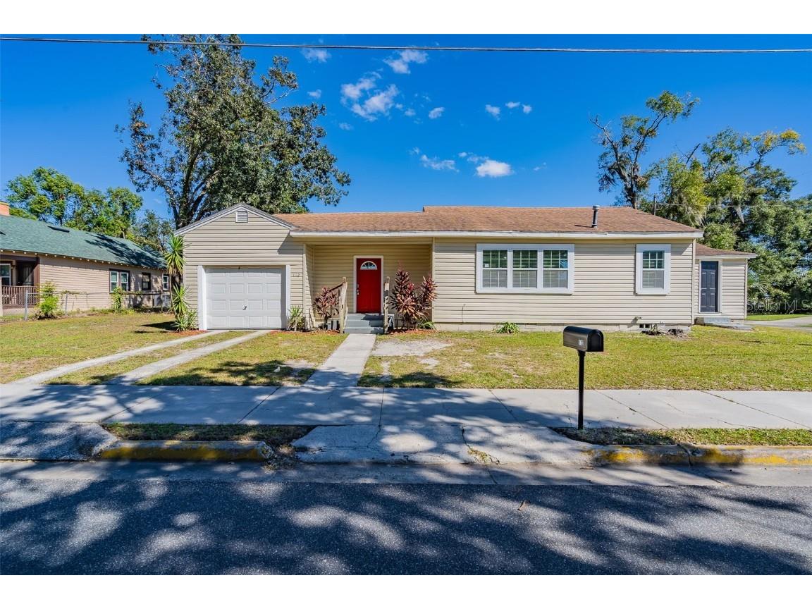 112 S Moss Street Leesburg FL 34748 O6249821 image1