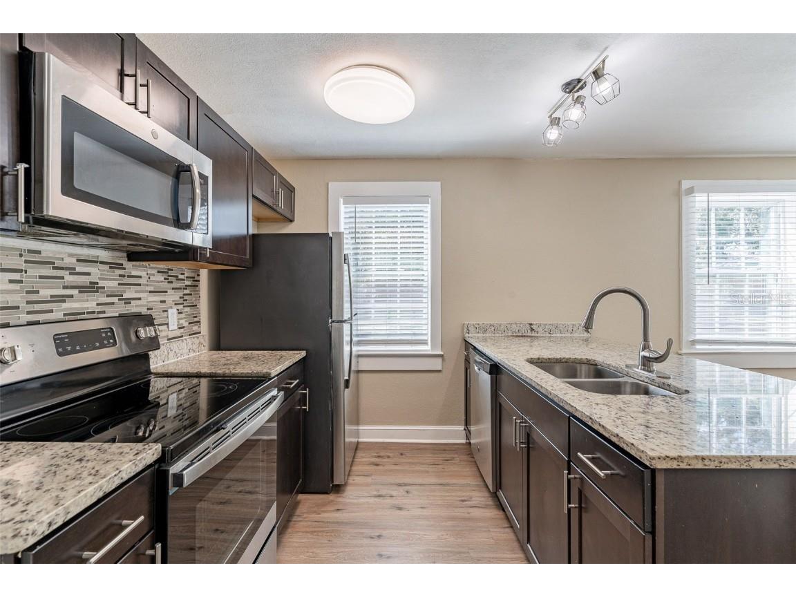 112 S Moss Street Leesburg FL 34748 O6249821 image6