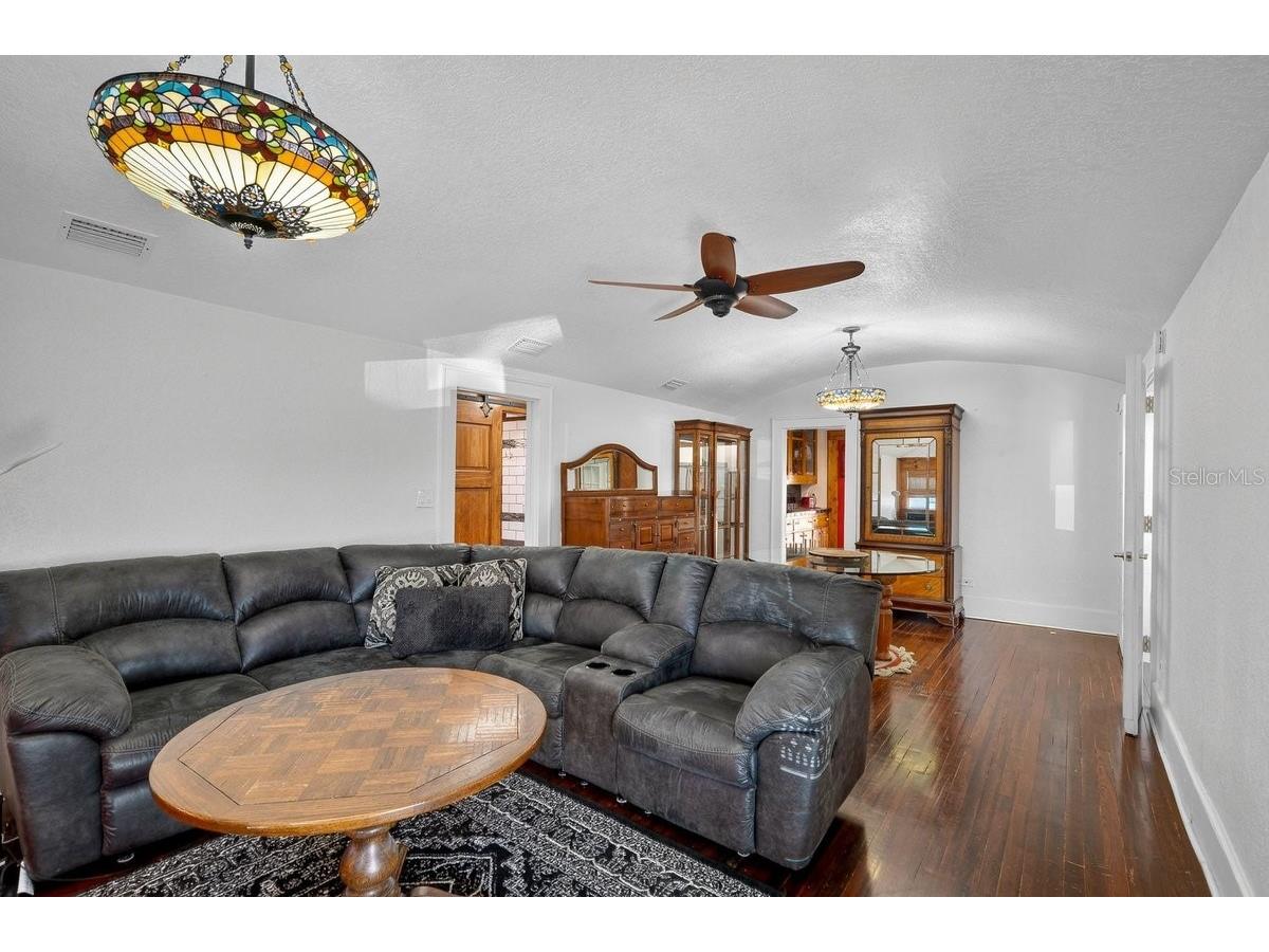 112 S Oleander Avenue Daytona Beach FL 32118 V4948135 image27