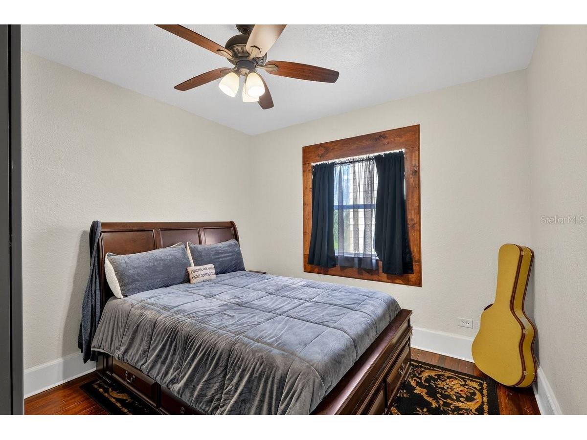 112 S Oleander Avenue Daytona Beach FL 32118 V4948135 image37