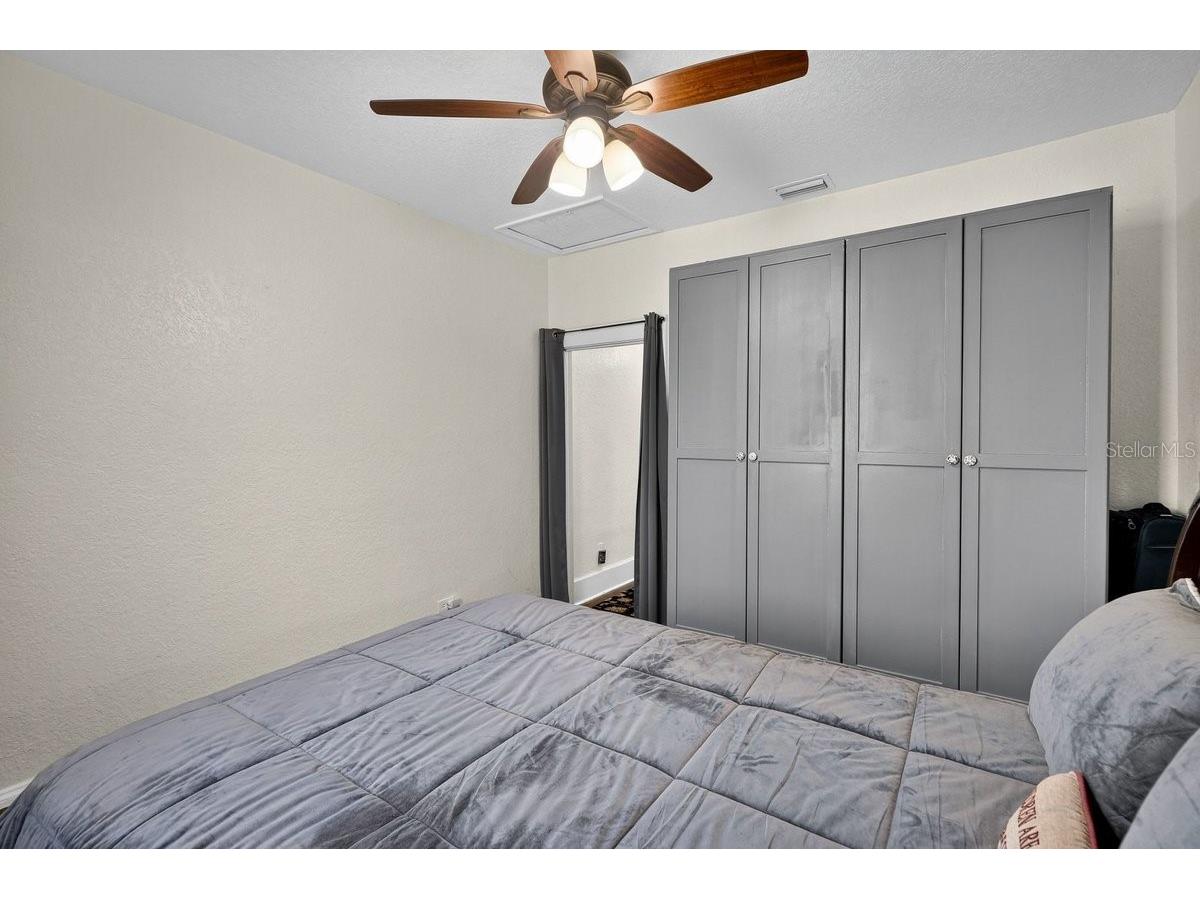 112 S Oleander Avenue Daytona Beach FL 32118 V4948135 image38