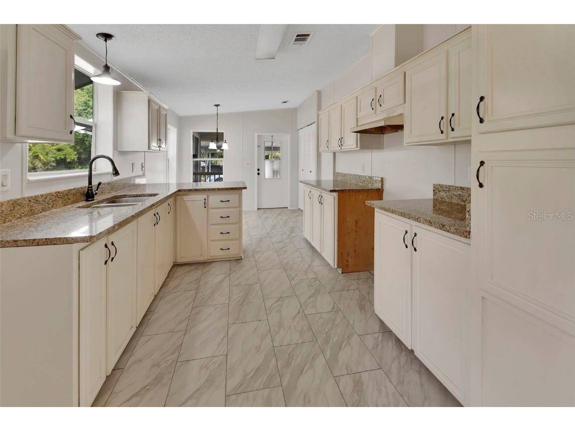 112 Stallion Road Crescent City FL 32112 V4946075 image14