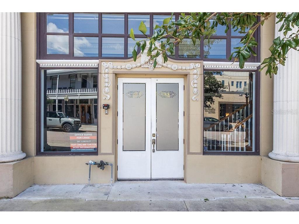 112 W Indiana Avenue #206 Deland FL 32720 V4943525 image2