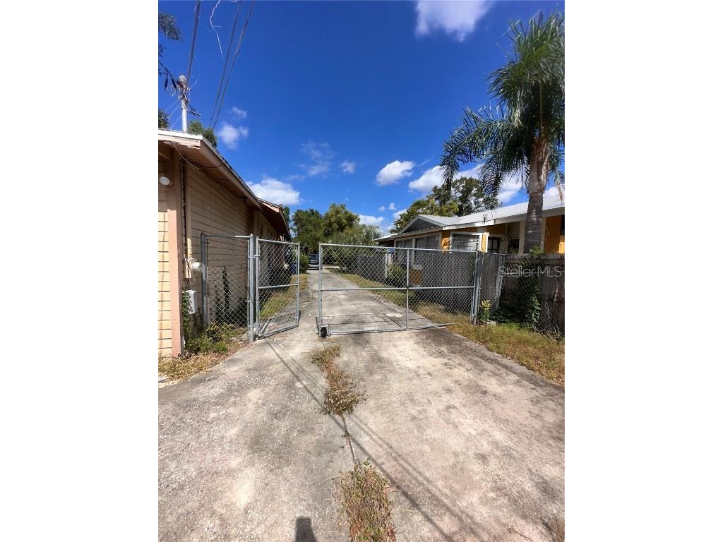 112 W Powhatan Avenue Tampa FL 33604 TB8439682 image3