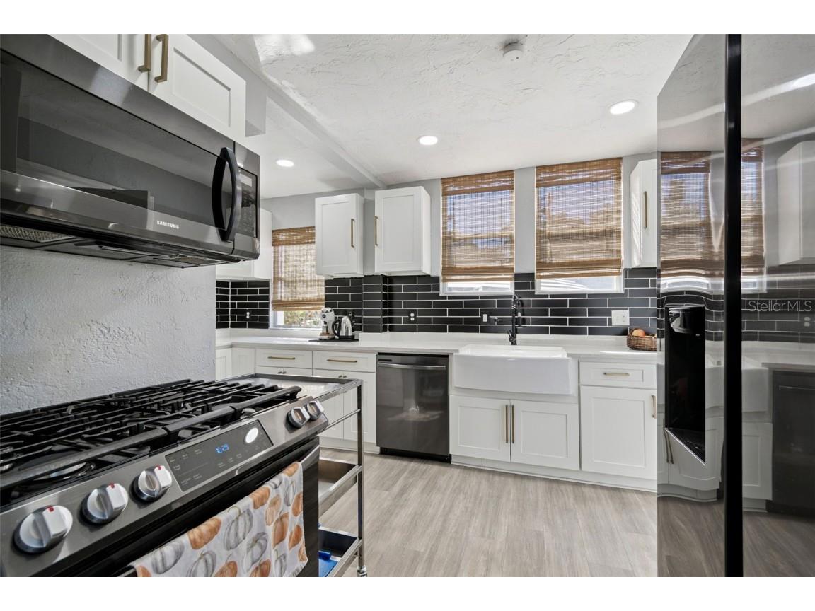 1120 17th Avenue N Saint Petersburg FL 33704 TB8448255 image15