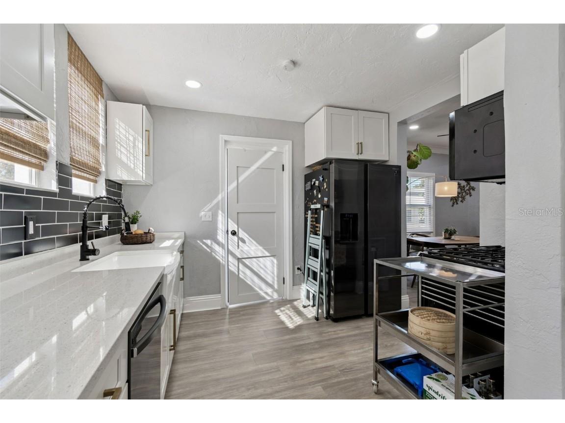 1120 17th Avenue N Saint Petersburg FL 33704 TB8448255 image18