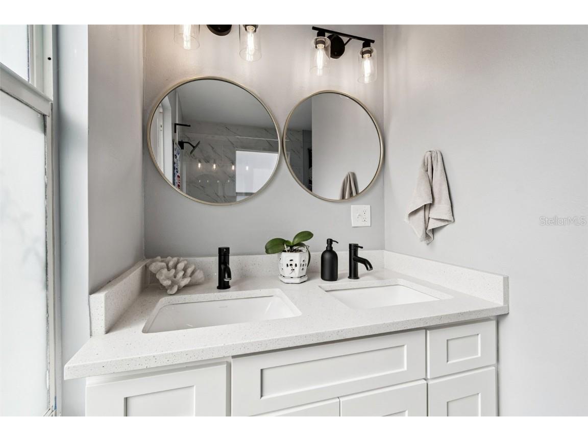 1120 17th Avenue N Saint Petersburg FL 33704 TB8448255 image29