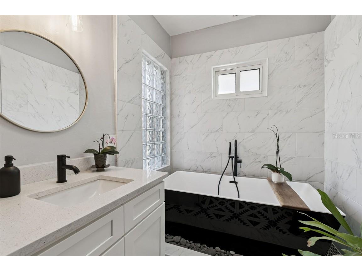 1120 17th Avenue N Saint Petersburg FL 33704 TB8448255 image35