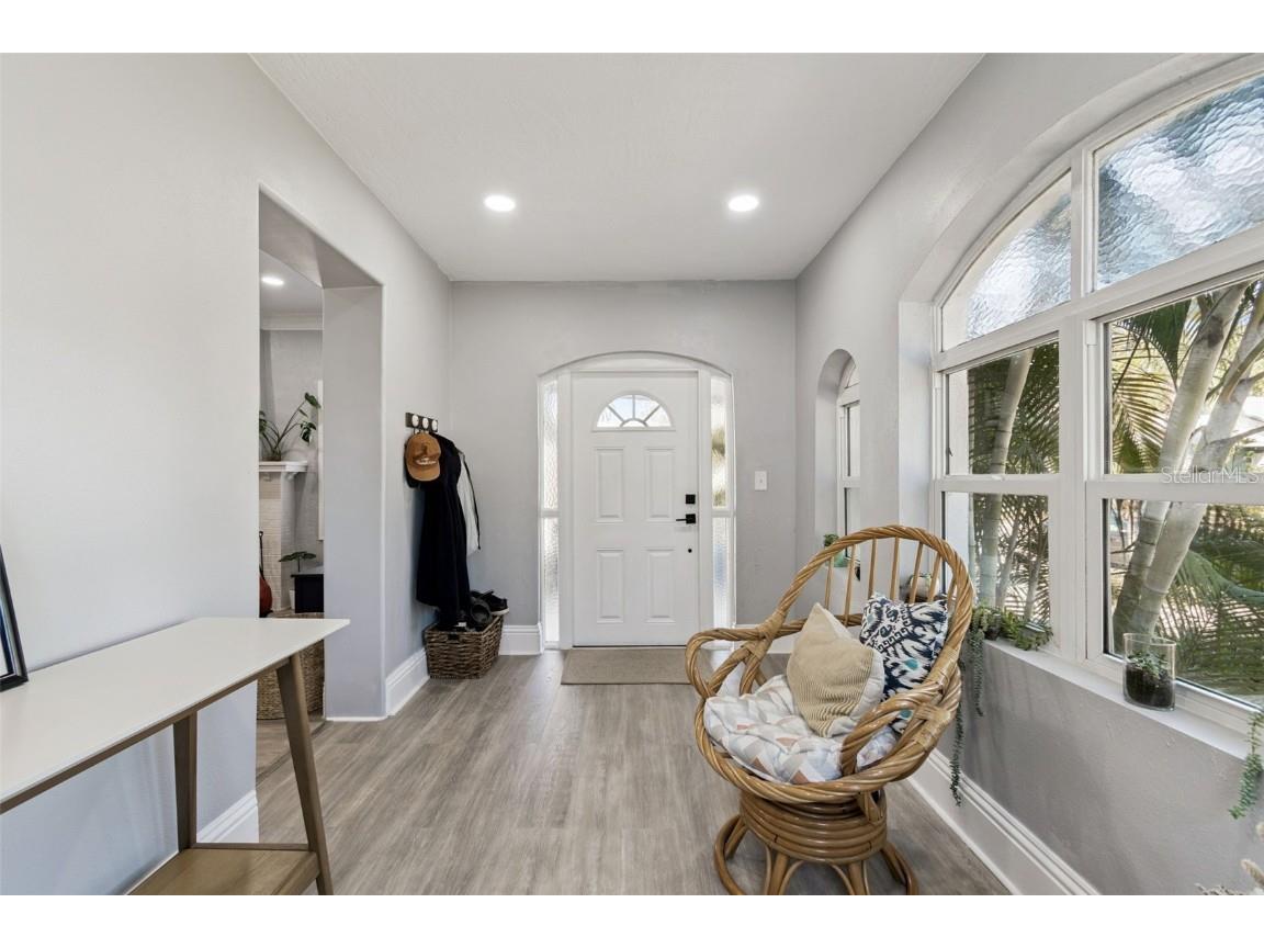 1120 17th Avenue N Saint Petersburg FL 33704 TB8448255 image6