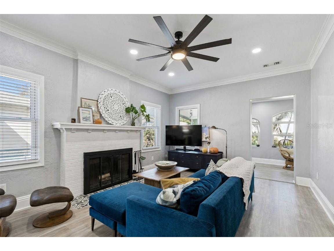 1120 17th Avenue N Saint Petersburg FL 33704 TB8448255 image9