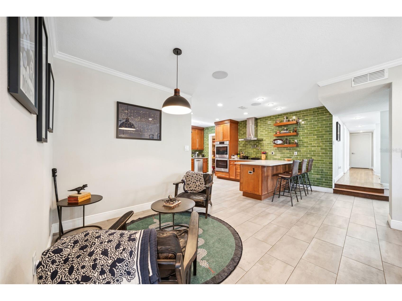 1120 43rd Avenue N Saint Petersburg FL 33703 TB8477382 image18