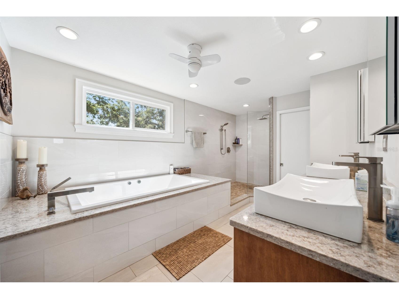 1120 43rd Avenue N Saint Petersburg FL 33703 TB8477382 image30