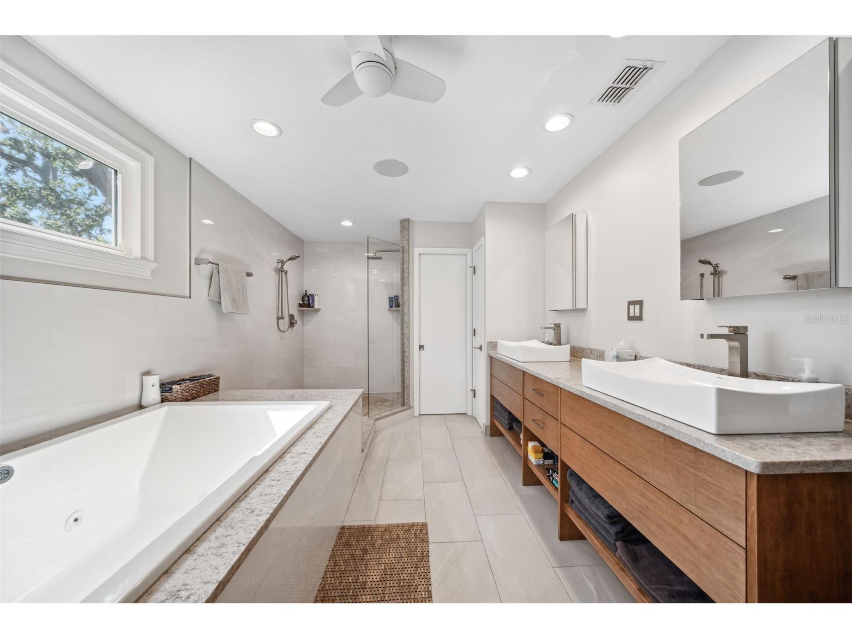 1120 43rd Avenue N Saint Petersburg FL 33703 TB8477382 image31