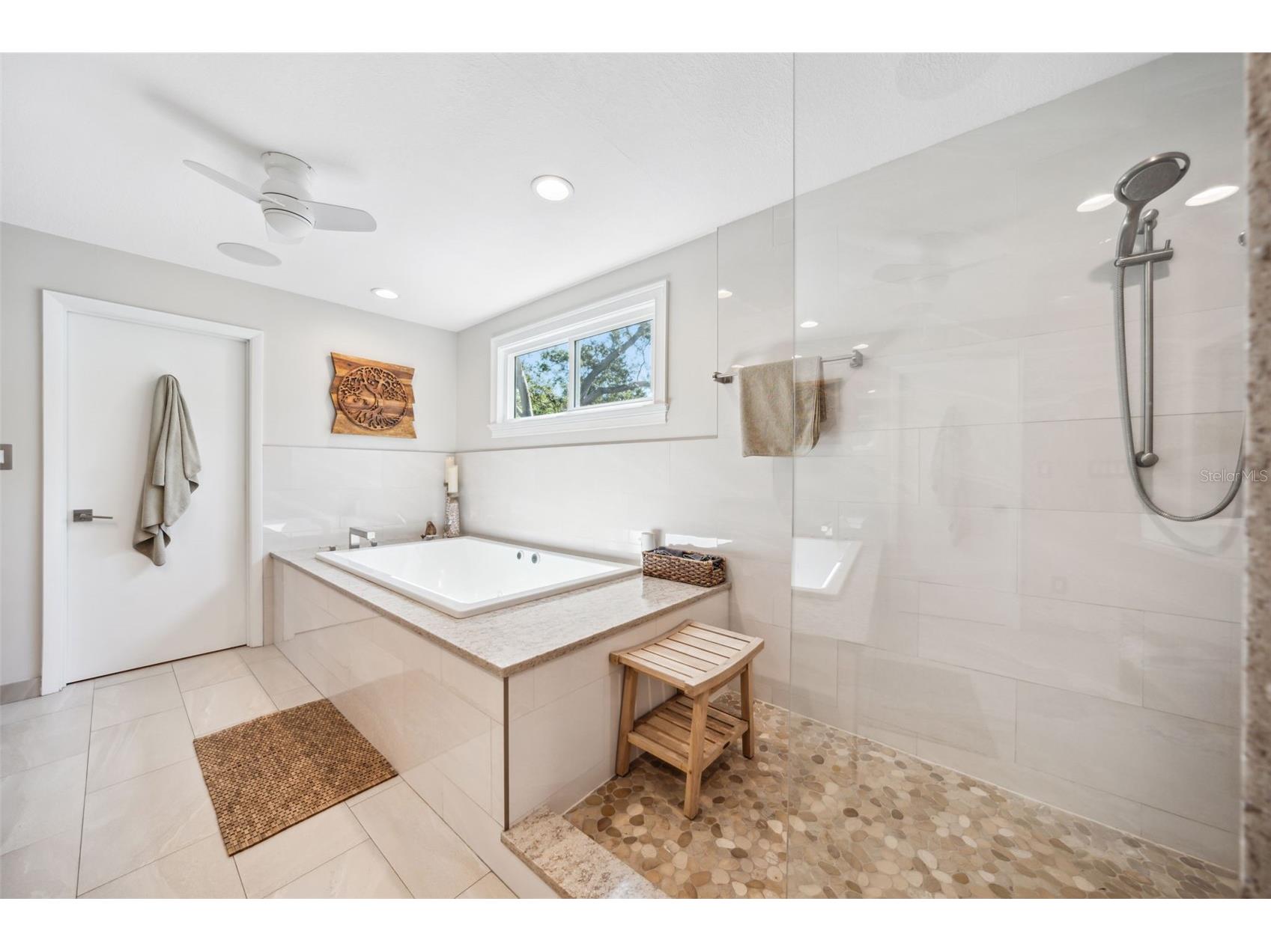 1120 43rd Avenue N Saint Petersburg FL 33703 TB8477382 image32