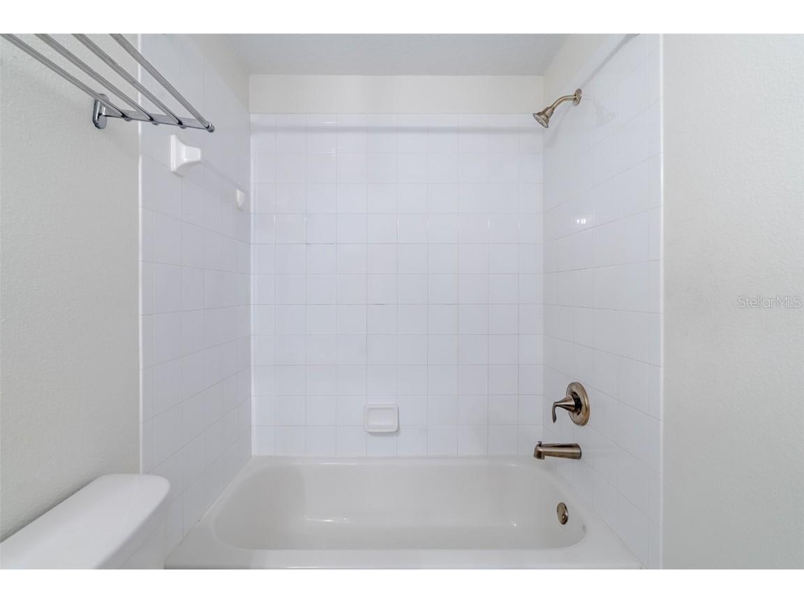 1120 Bluffs Circle Dunedin FL 34698 W7877252 image28