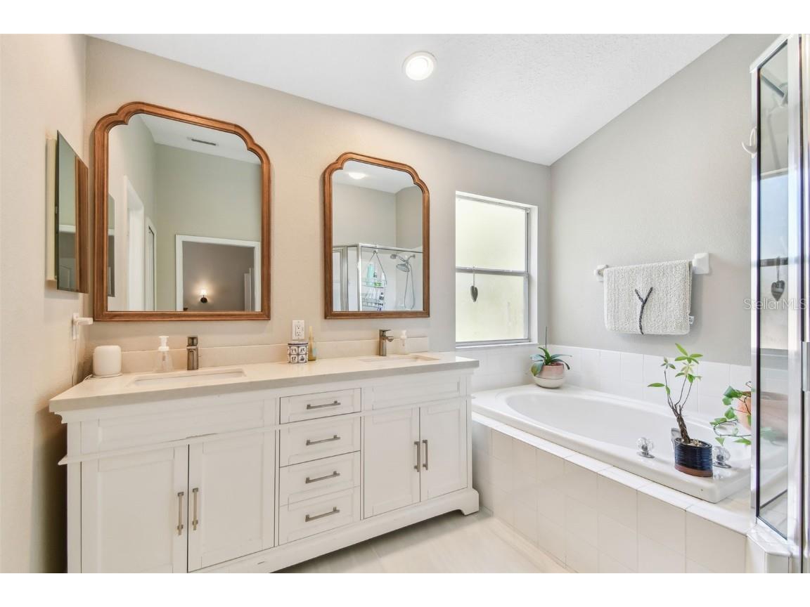 1120 Bluffs Circle Dunedin FL 34698 W7877252 image33