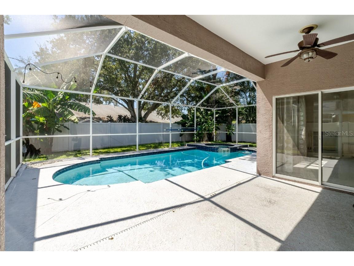 1120 Bluffs Circle Dunedin FL 34698 W7877252 image42