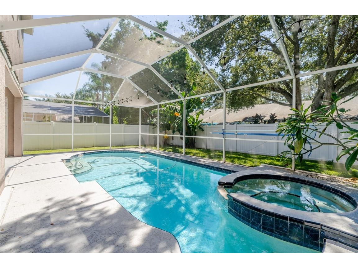 1120 Bluffs Circle Dunedin FL 34698 W7877252 image45