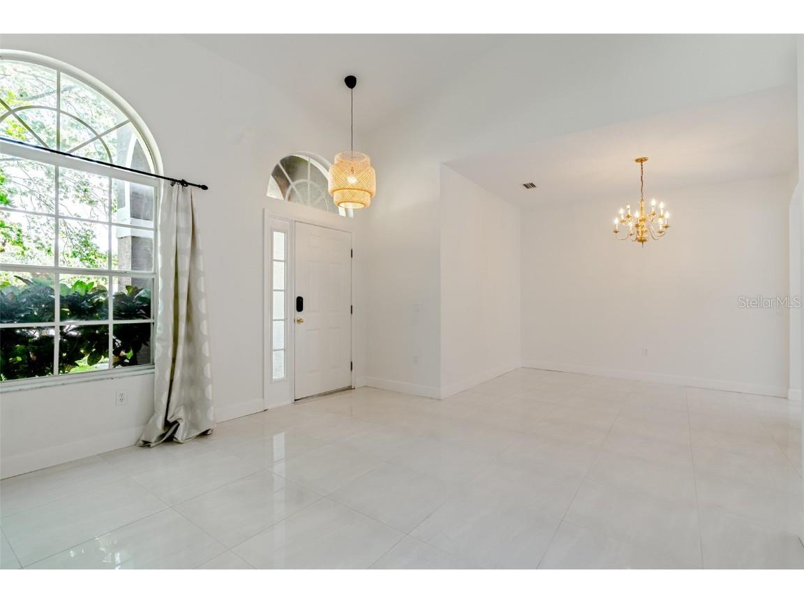 1120 Bluffs Circle Dunedin FL 34698 W7877252 image7