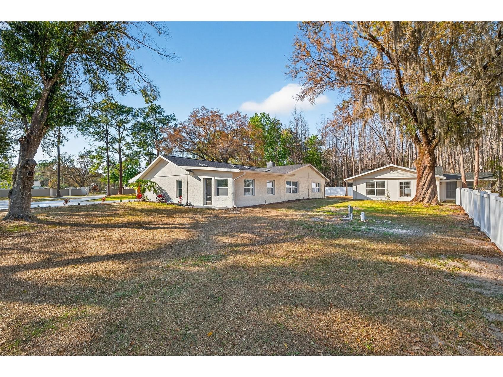 1120 Country Lane Lutz FL 33558 TB8481183 image6