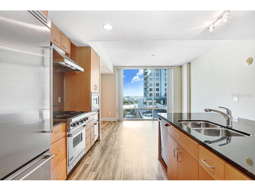 1120 E Kennedy Boulevard #1020 Tampa FL 33602 TB8477070 image3