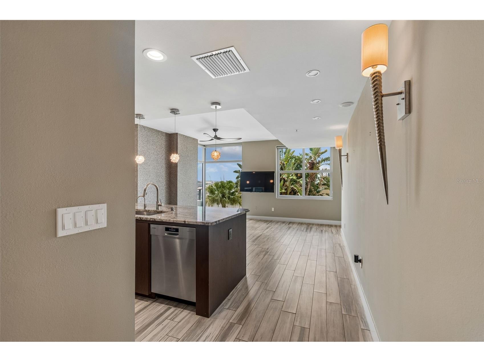 1120 E Kennedy Boulevard #1030 Tampa FL 33602 TB8528910 image25