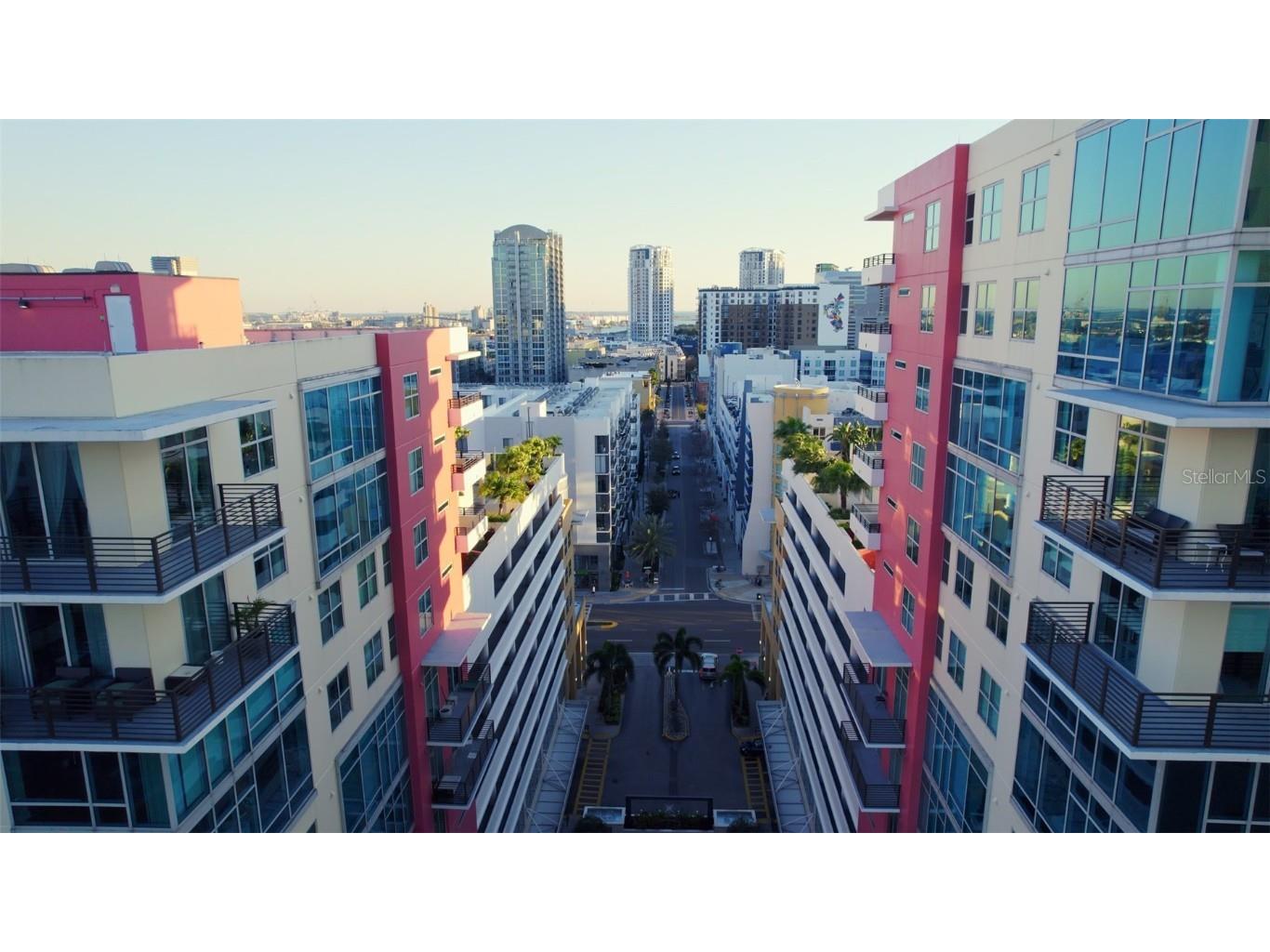 1120 E Kennedy Boulevard #1208 Tampa FL 33602 TB8377267 image1