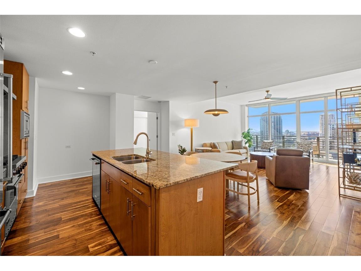 1120 E Kennedy Boulevard #1210 Tampa FL 33602 TB8438136 image15